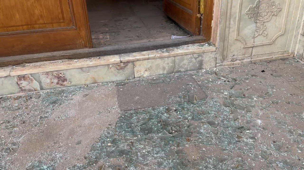 تصاویر تکان‌دهنده از وضعیت کاخ گلستان بعد از حمله آمریکا و اسرائیل